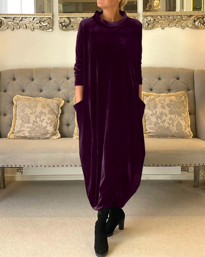 Stylish Velvet Dress with Convenient Pockets for Maximum Comfort