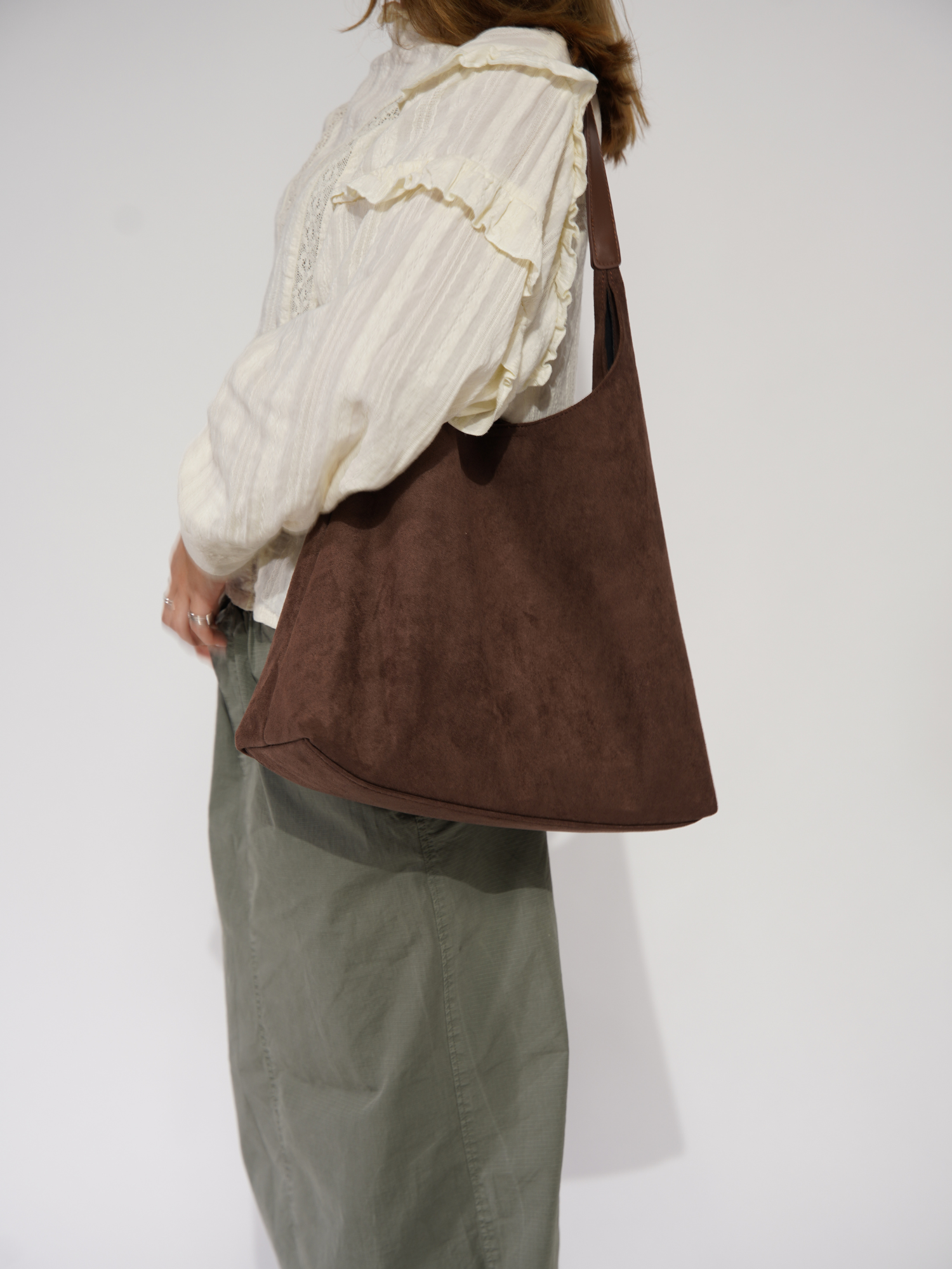 Timeless Leather Tote for Everyday Essentials