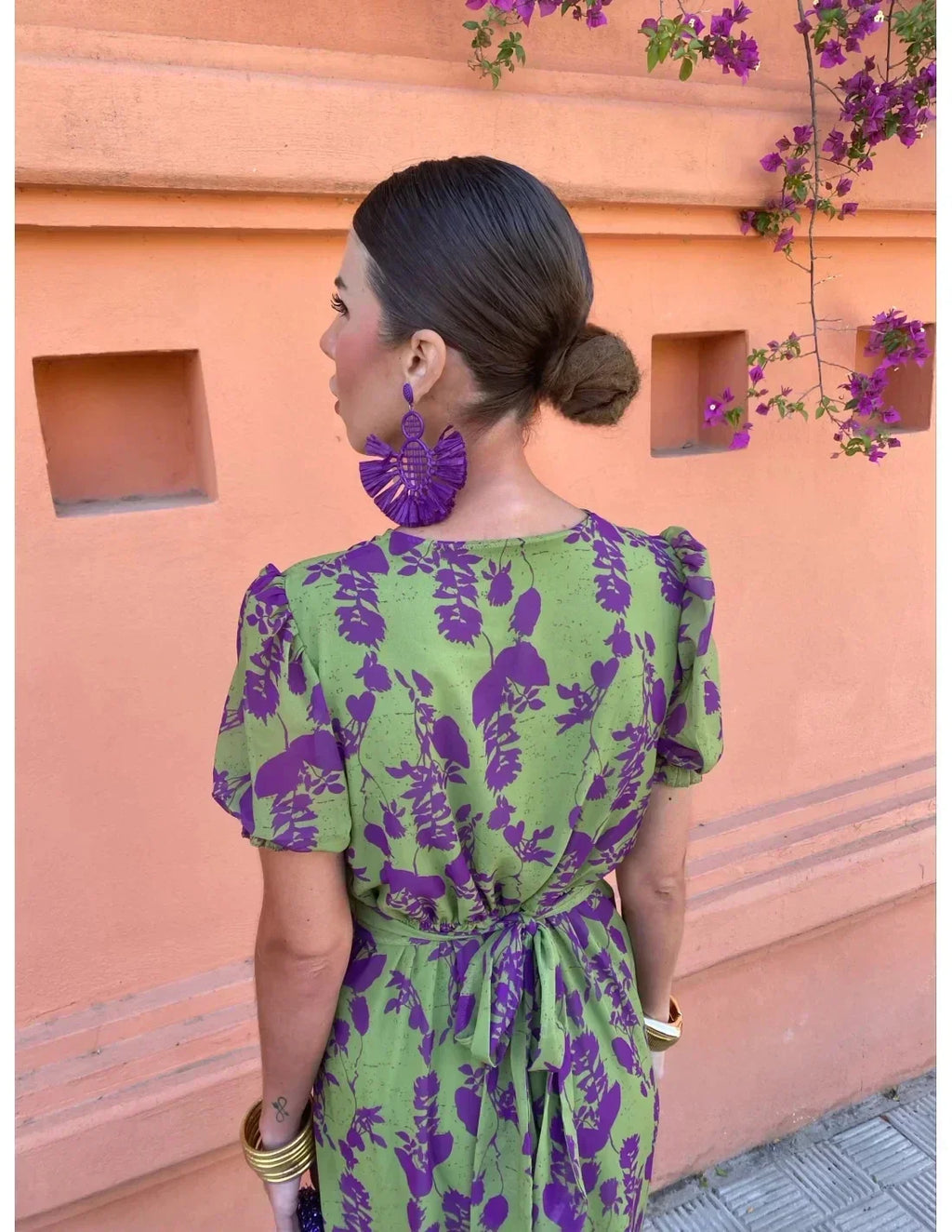 Erin - Chic Midi Dress