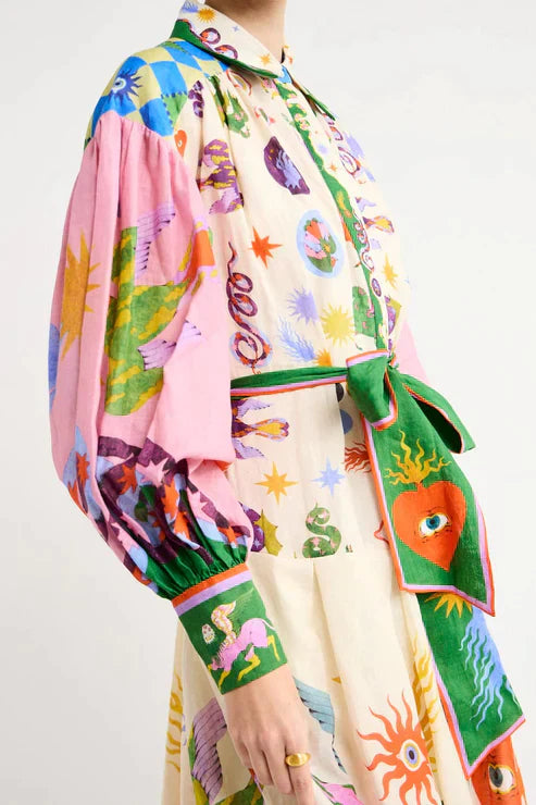 Vintage-Inspired Floral Maxi Dress with Elegant Flowing Silhouette