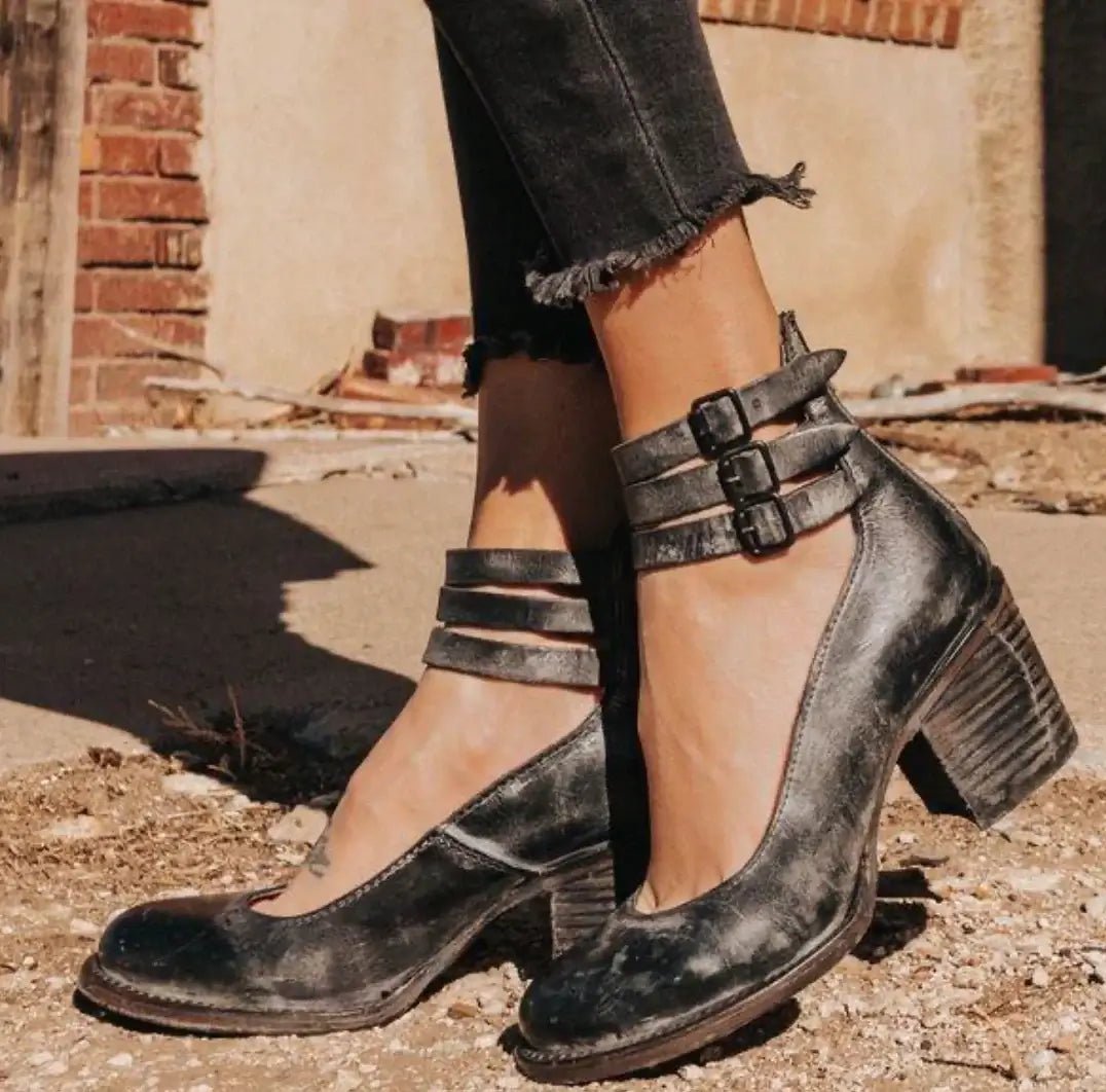 Aniek - Retro Chic Heeled Footwear