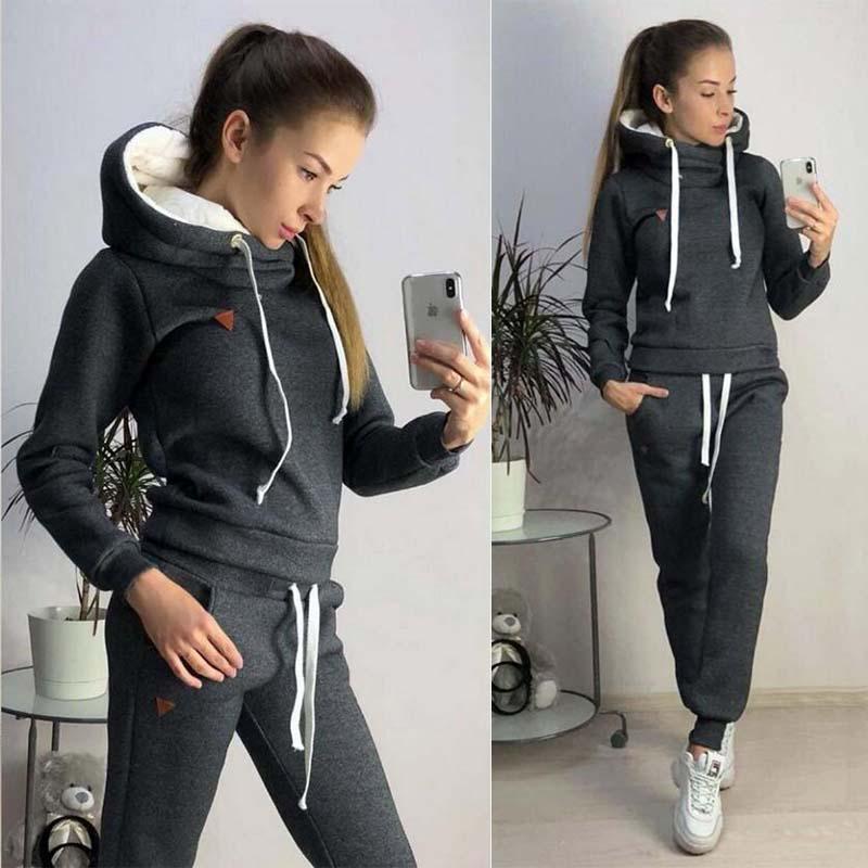 DROOM - Stylish and Cozy Athletic Jogging Set for Ultimate Relaxation