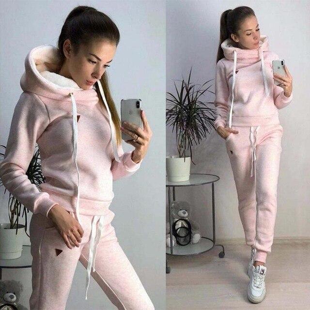 DROOM - Stylish and Cozy Athletic Jogging Set for Ultimate Relaxation