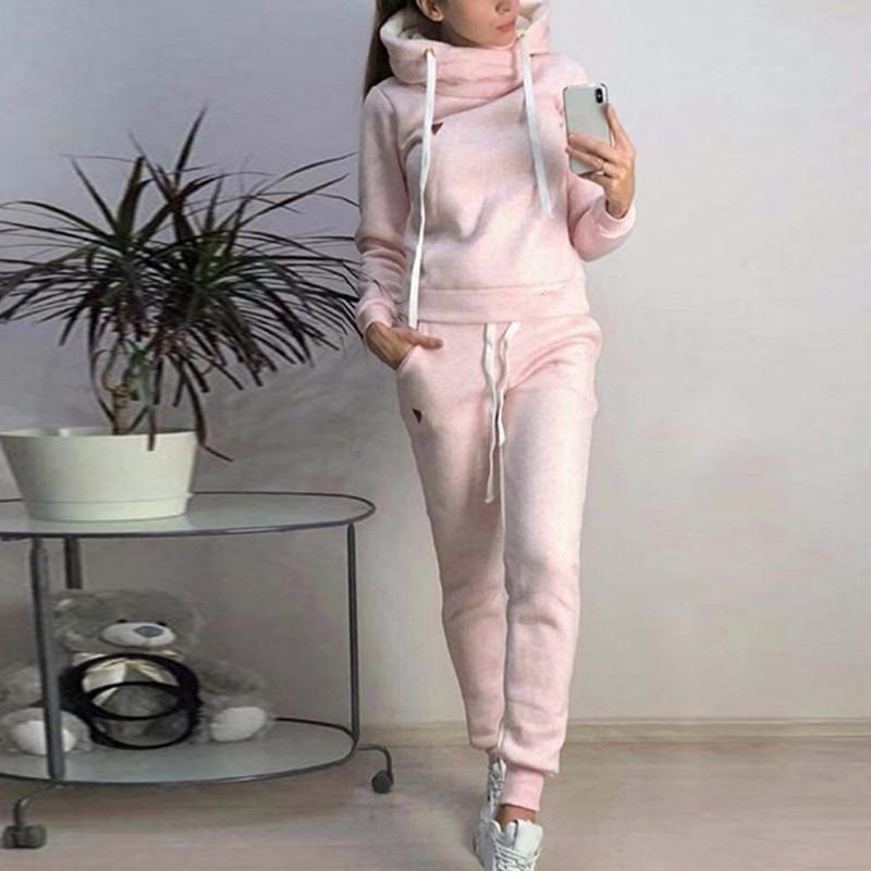 DROOM - Stylish and Cozy Athletic Jogging Set for Ultimate Relaxation